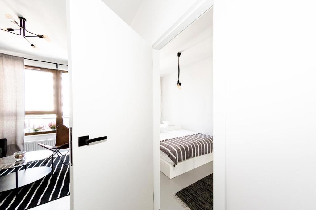 Up'Arts Apartment Wroclaw Room photo